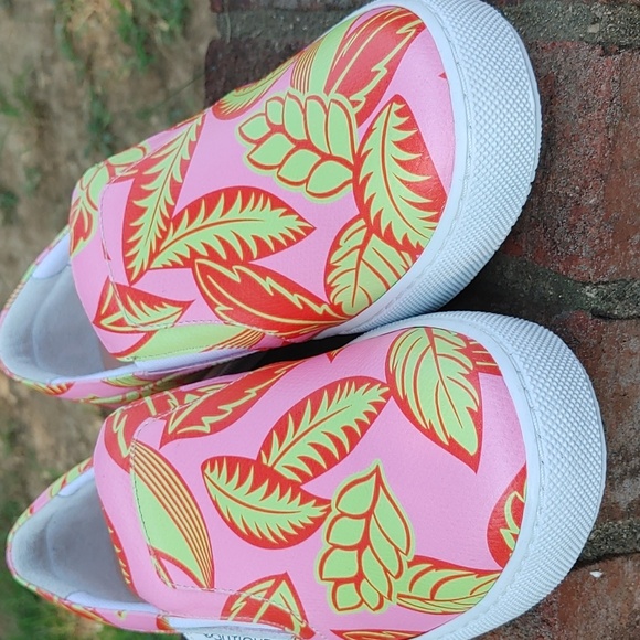 Moschino Tropical Leaf Sneaker Size 6 - Picture 5 of 12